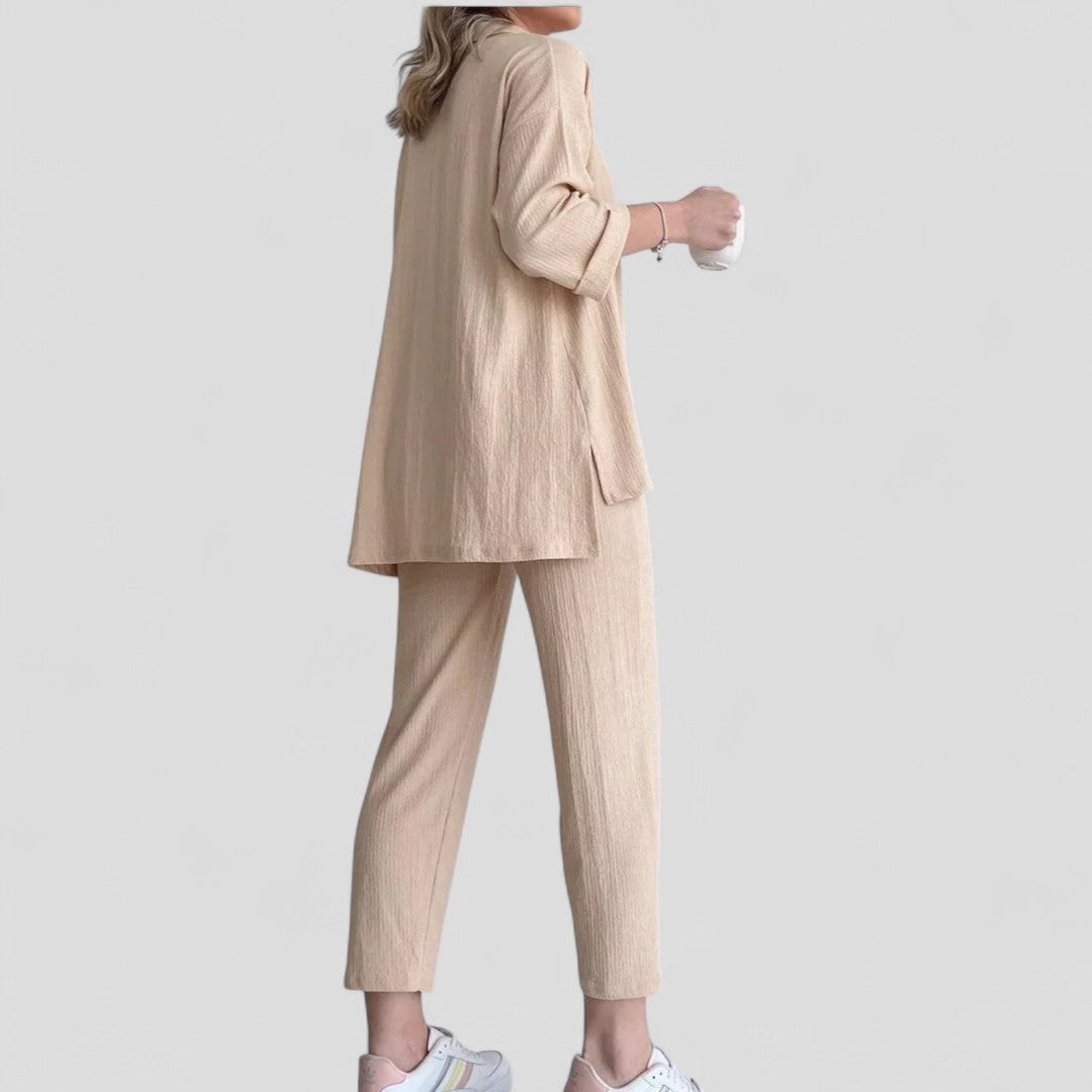 Women Set : Claudia | Vrouwen Casual Zomer Set met Blouse en Broek in van Pantino
