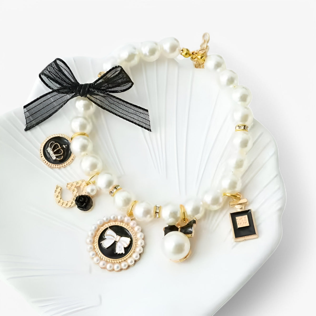 pets : Bella | Luxe Parel Kraag met Strass voor Huisdieren in van Pantinoshop