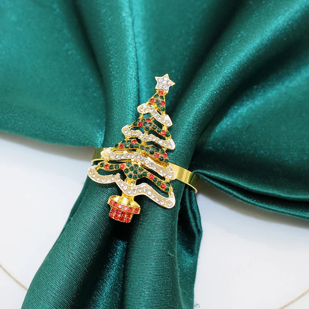 home & garden : Vakantie Elegantie | 6 Kerstservettenringen met Dennenappels - Perfect in van Pantinoshop