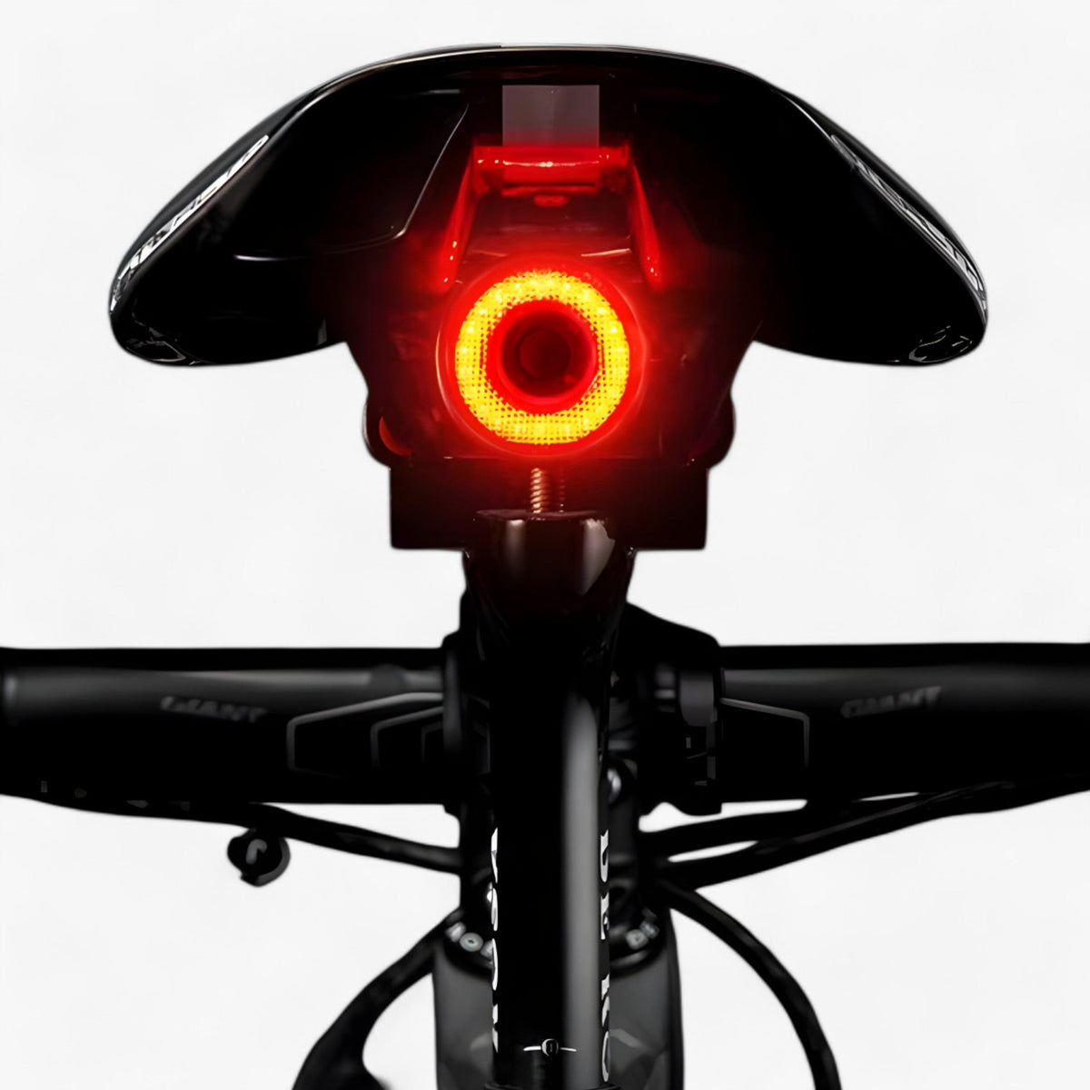 outdoor equipment : Sam | Waterproof achterlicht in van Pantinoshop