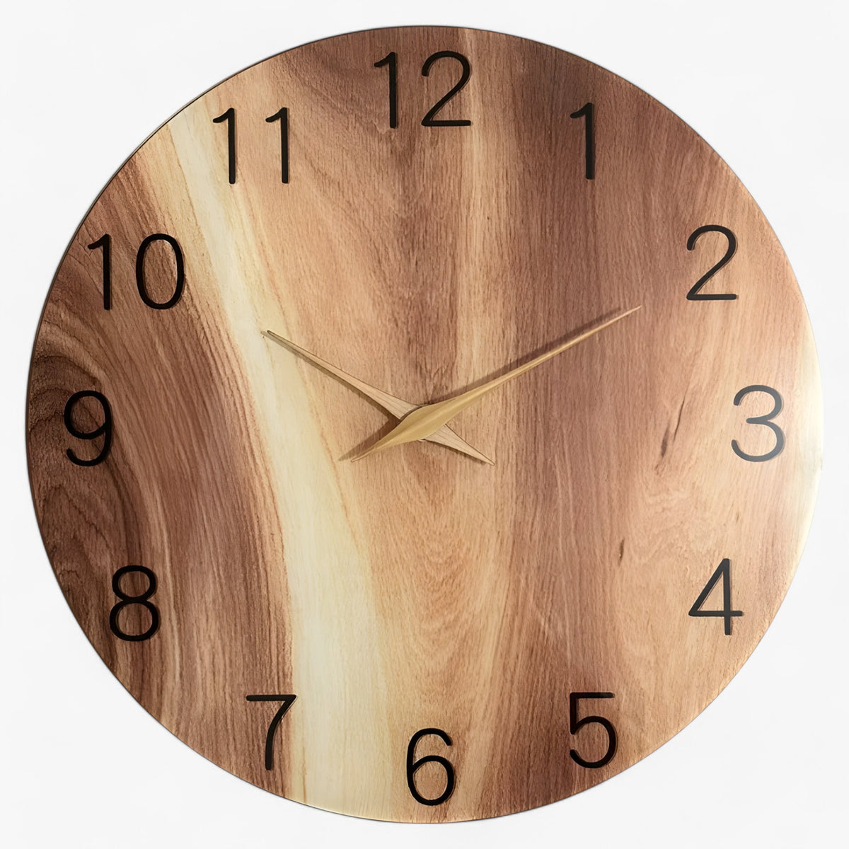 home & garden : Mimi | Houtnerf Wandklok | Tijdloze charme in Gemengd van Pantinoshop