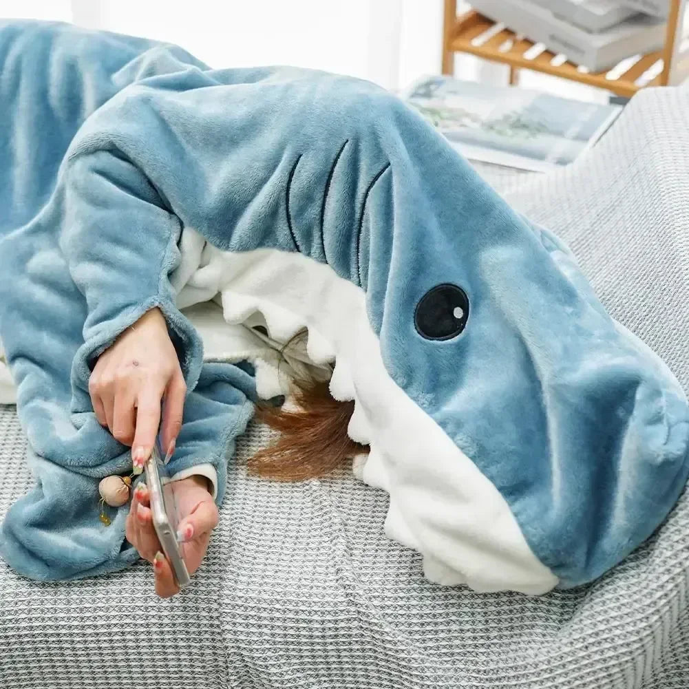 home & garden : KocShark - Superzachte en trendy comfortabele deken - human blanket in van Pantino