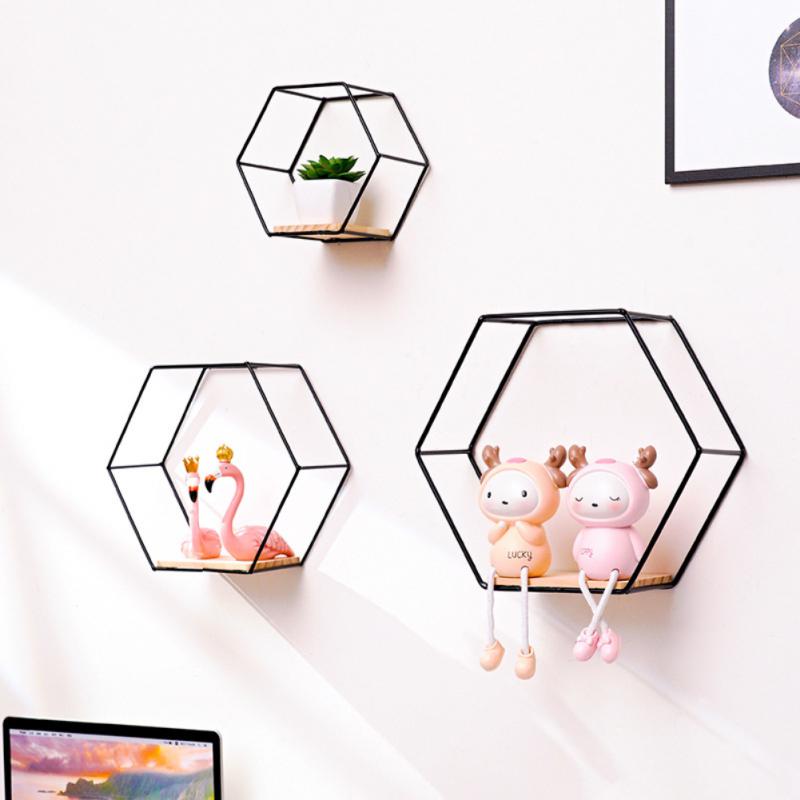 home & garden : HexaDecor | Een uniek zeshoekig wanddecoratie om je favoriete spulletjes in te presenteren! in van Pantino