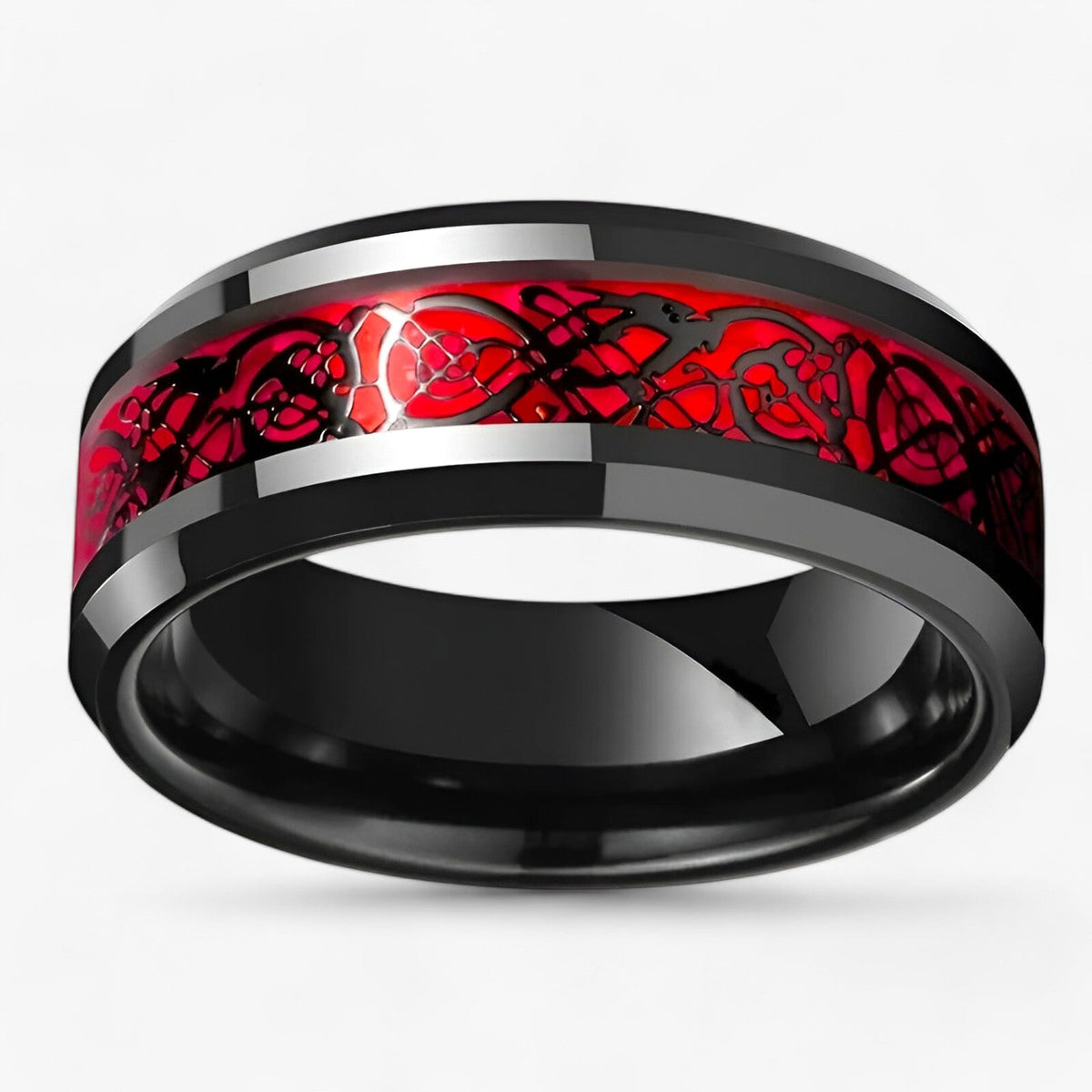 accessories : Lyra & Aidan | Keltische liefdesring gezet met hartsteen in van Pantinoshop