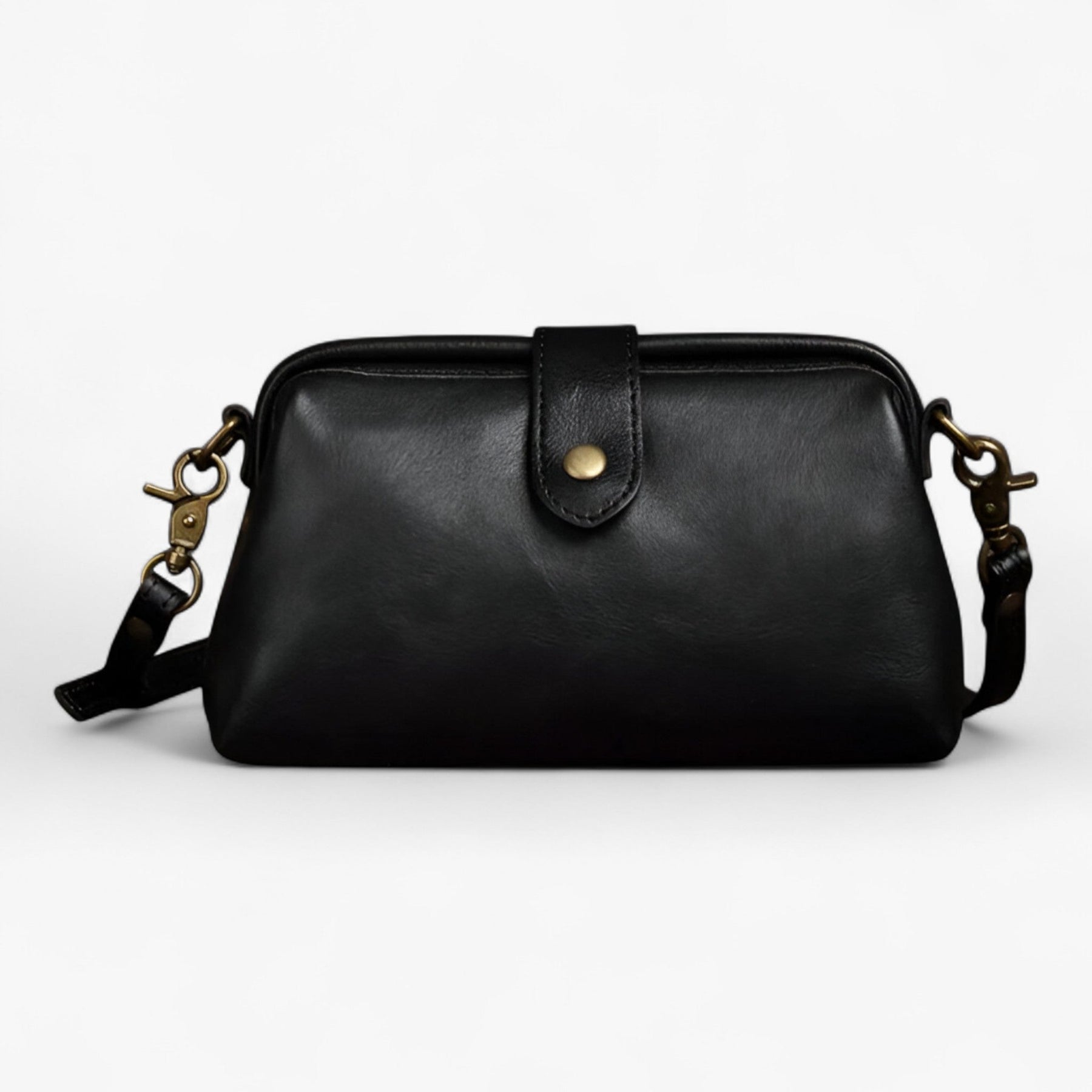 bags : Elegante Schoudertas – Compacter Design en Lichtgewicht in Zwart van Pantinoshop