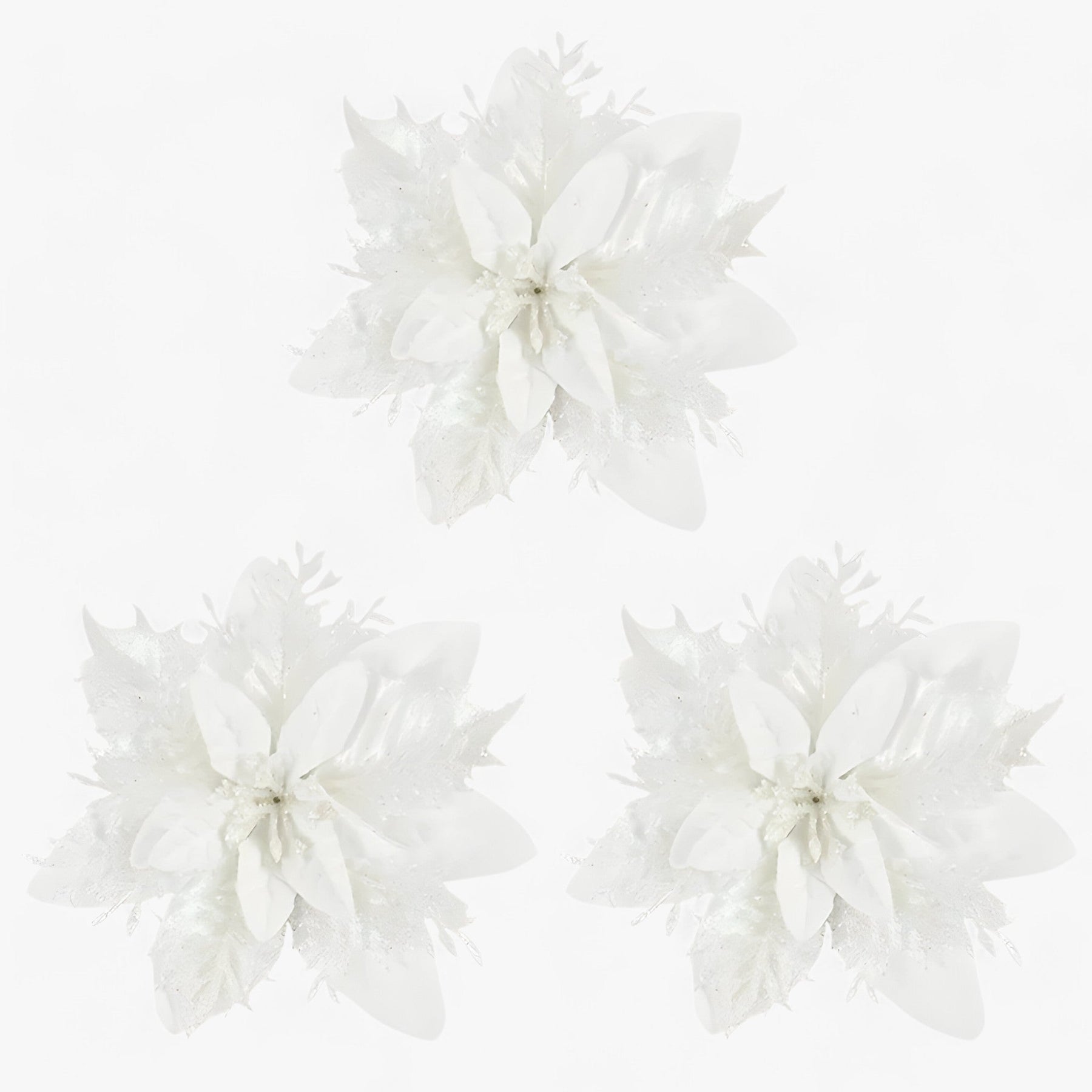 home & garden : Émilie | Glinsterende kerstbloemen - Geef je decoratie een sprankelend tintje in Wit van Pantino