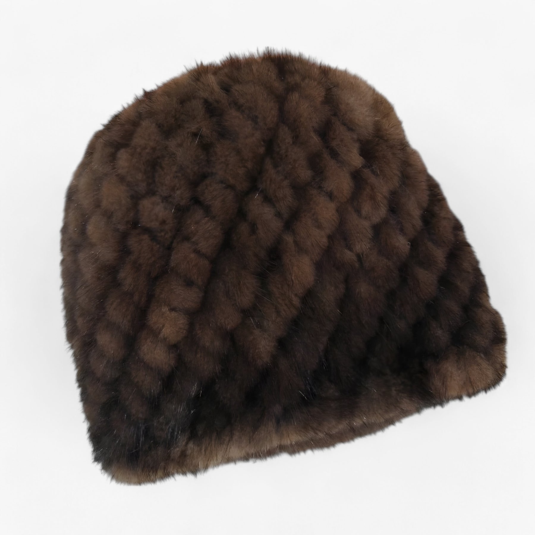 men's fashion : Celeste | Luxe Mink Bont Muts - Winterse Warmte & Elegantie in bruin Goede elasticiteit van Pantino