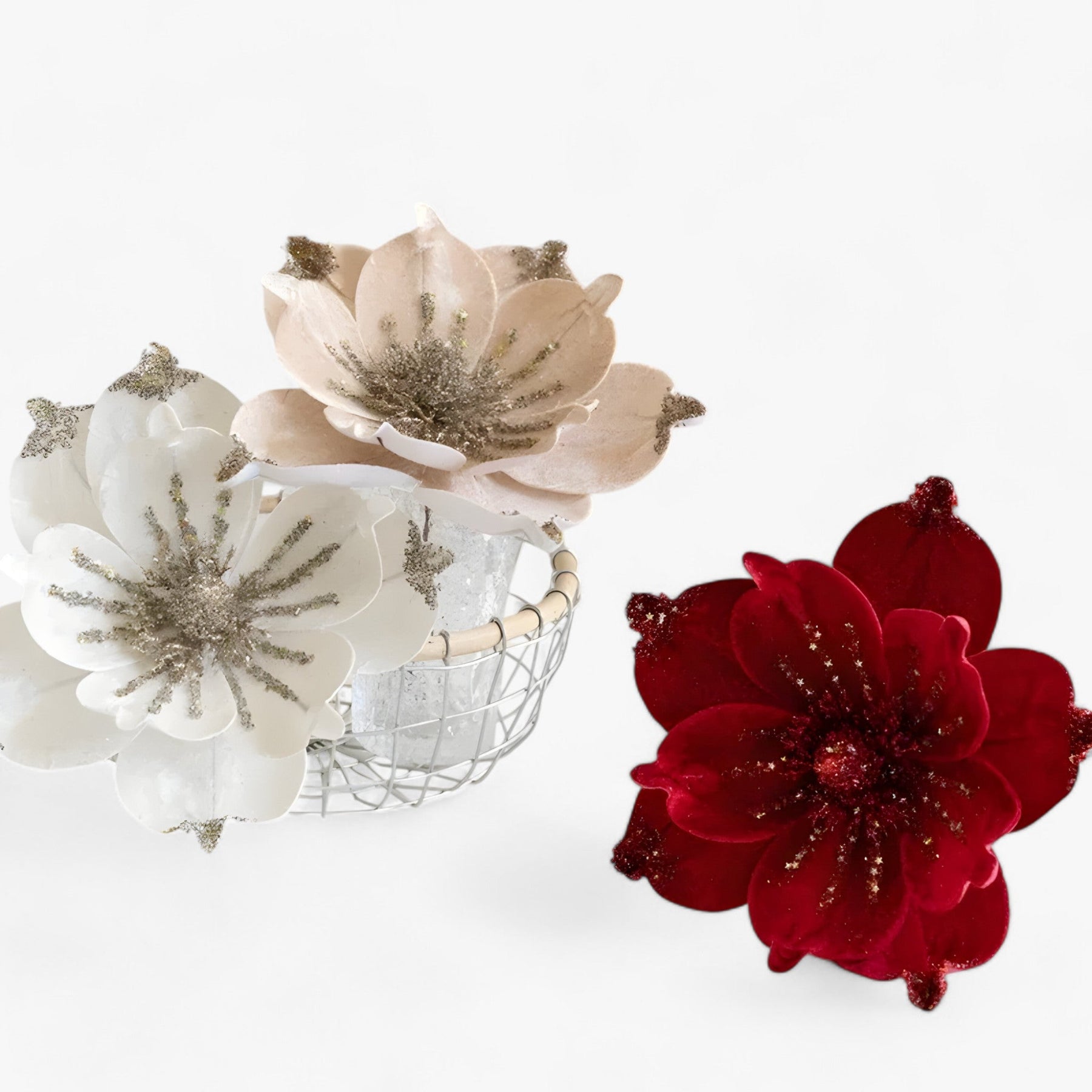 home & garden : Bloemen | Glanzende Kunstkerstbloemen - Vrolijke Ornamenten voor de Kerstboom en Nieuwjaarsdecoratie in van Pantinoshop