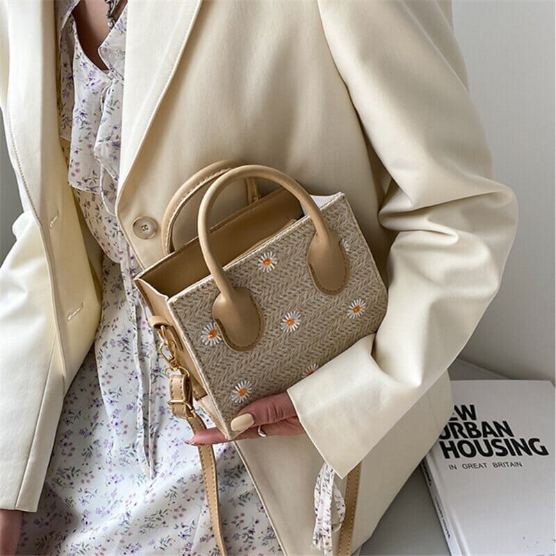 bags : Daisy - Gevlochten handtas met bloemaccenten in van Pantino