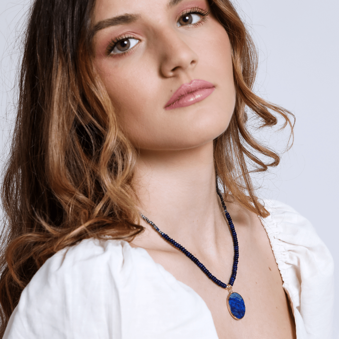 accessories : MidnightMoon Helende Ronde Lapis Ketting in van Pantino