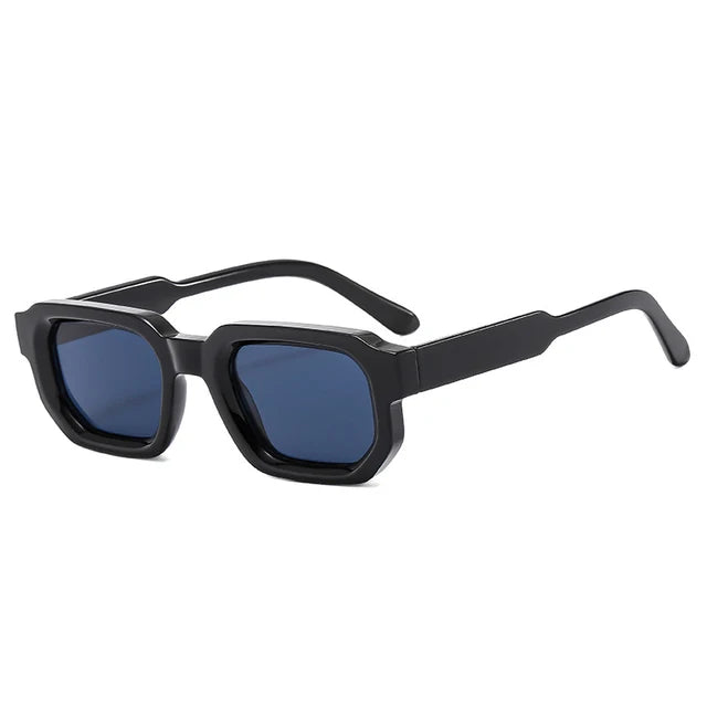 : AVE in MIDNIGHT van Pantino