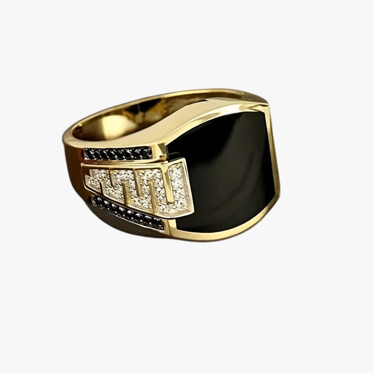 accessories : Archie | Elegante herenring - Goud glanzend met luxe punkstijl in van Pantinoshop