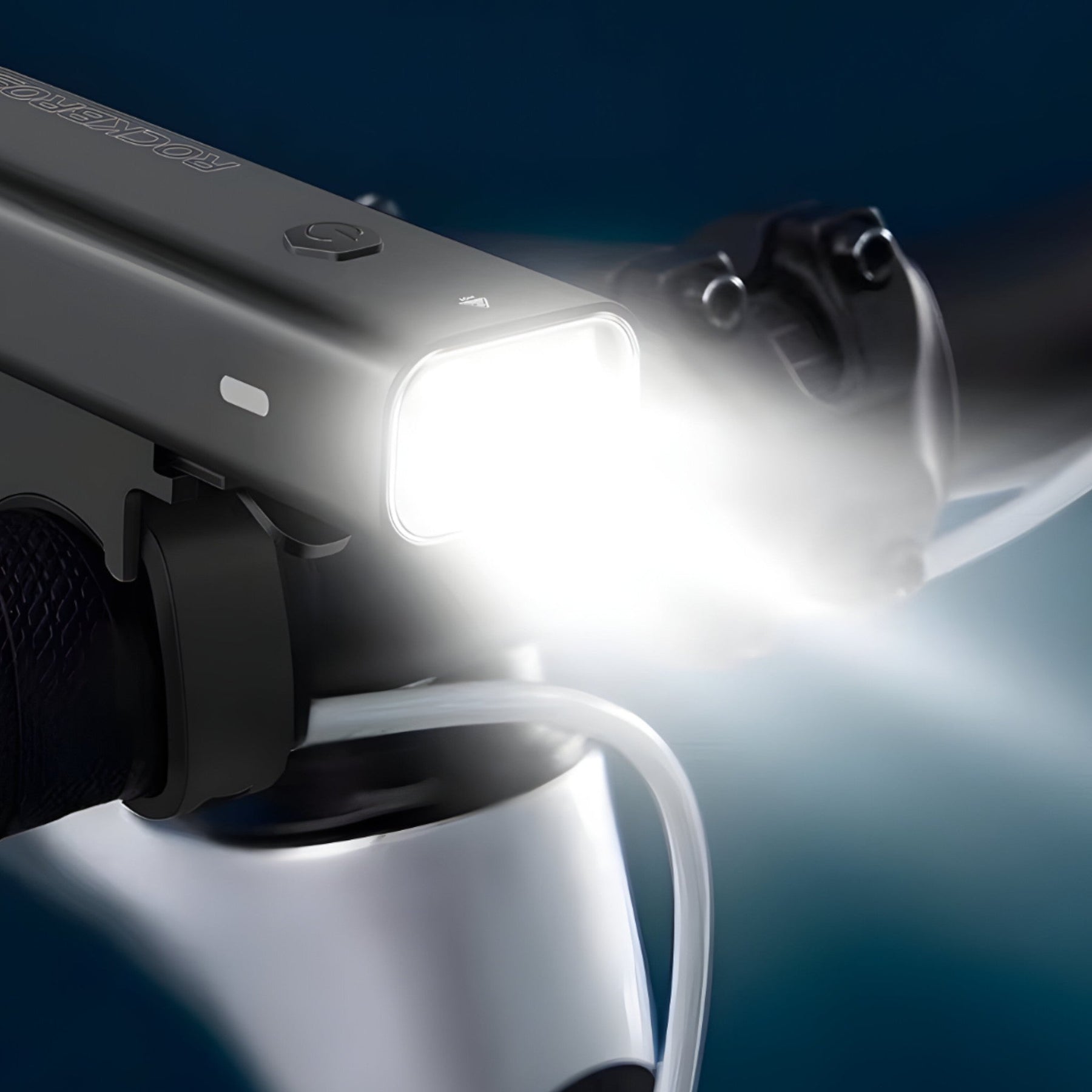 outdoor equipment : Lucas | Koplamp voor fietsen in van Pantino