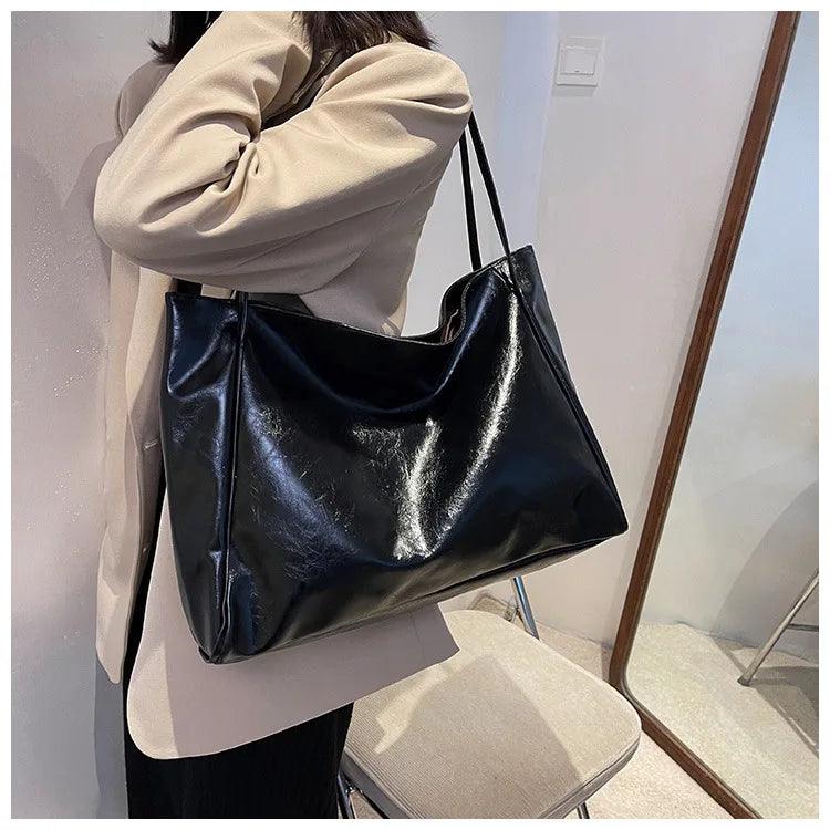 bags : Samsara Soft PU Leather Tote Bag in van Pantino