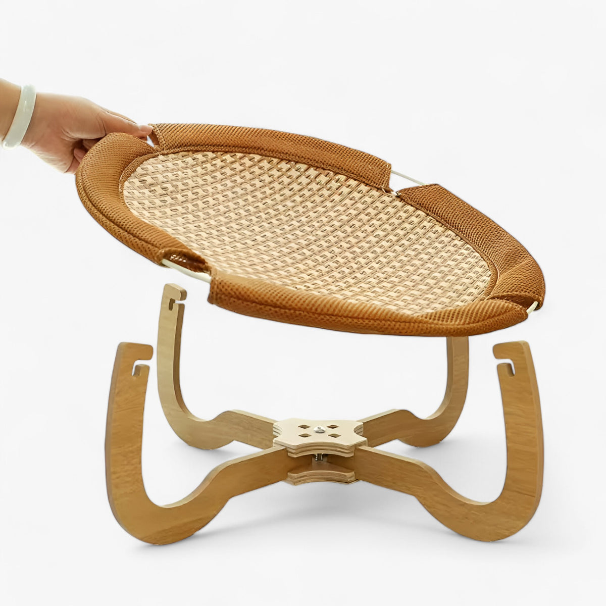 pets : Nova | Houten kattenbed met stevige hangmat in van Pantinoshop