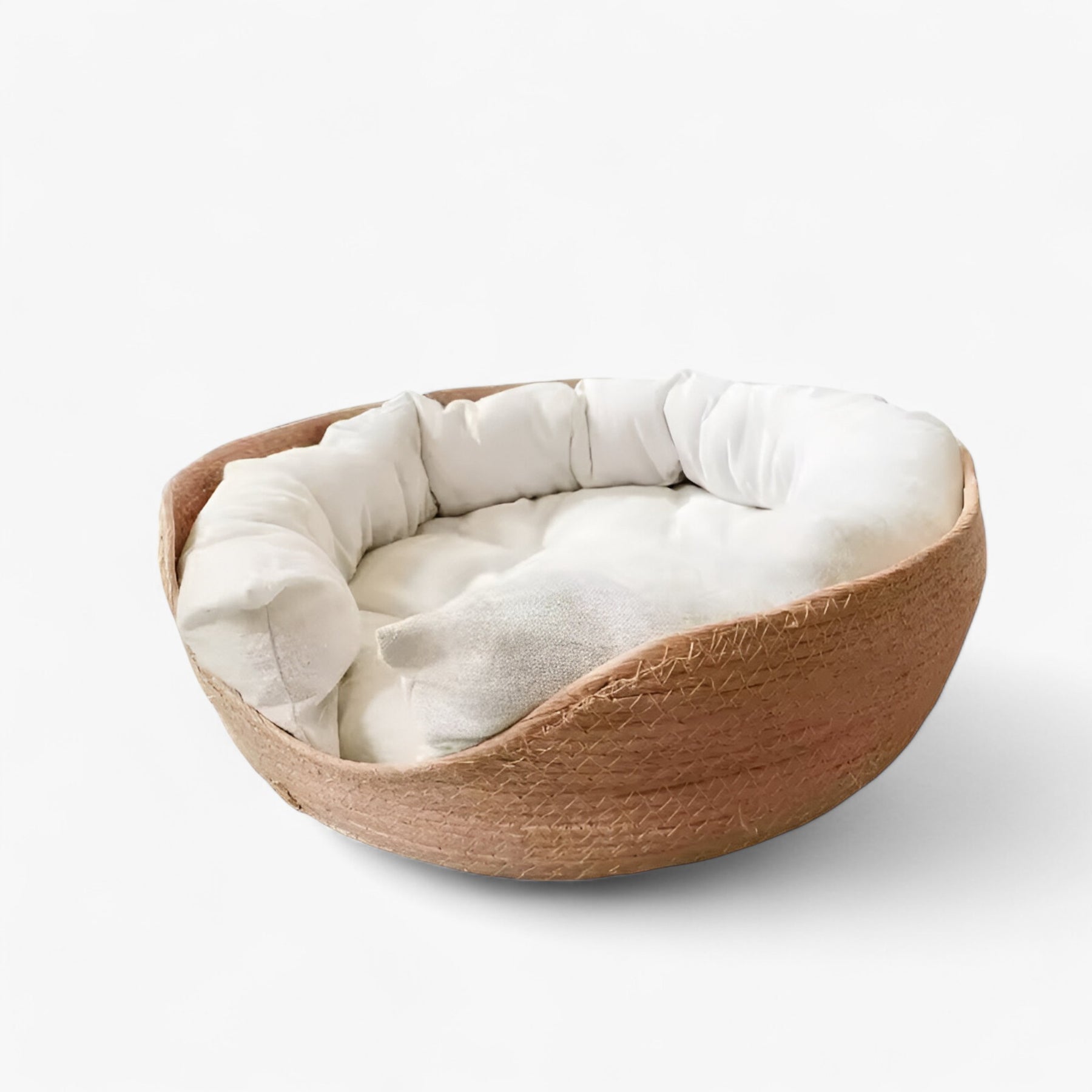pets : Luna Nest | Handgeweven Bamboe Huisdierbed in Met Mat Kussen van Pantinoshop