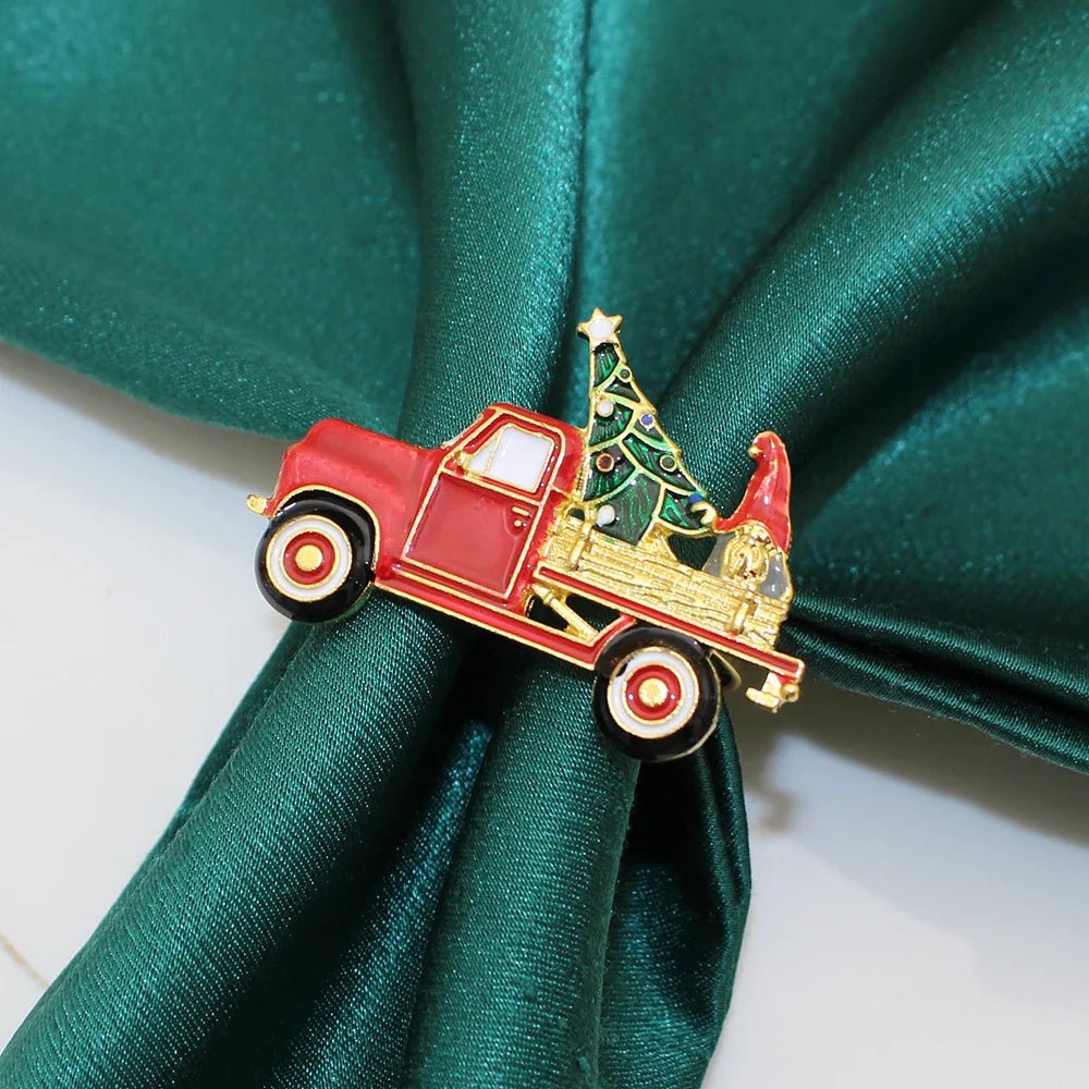 home & garden : Vakantie Elegantie | 6 Kerstservettenringen met Dennenappels - Perfect in van Pantinoshop