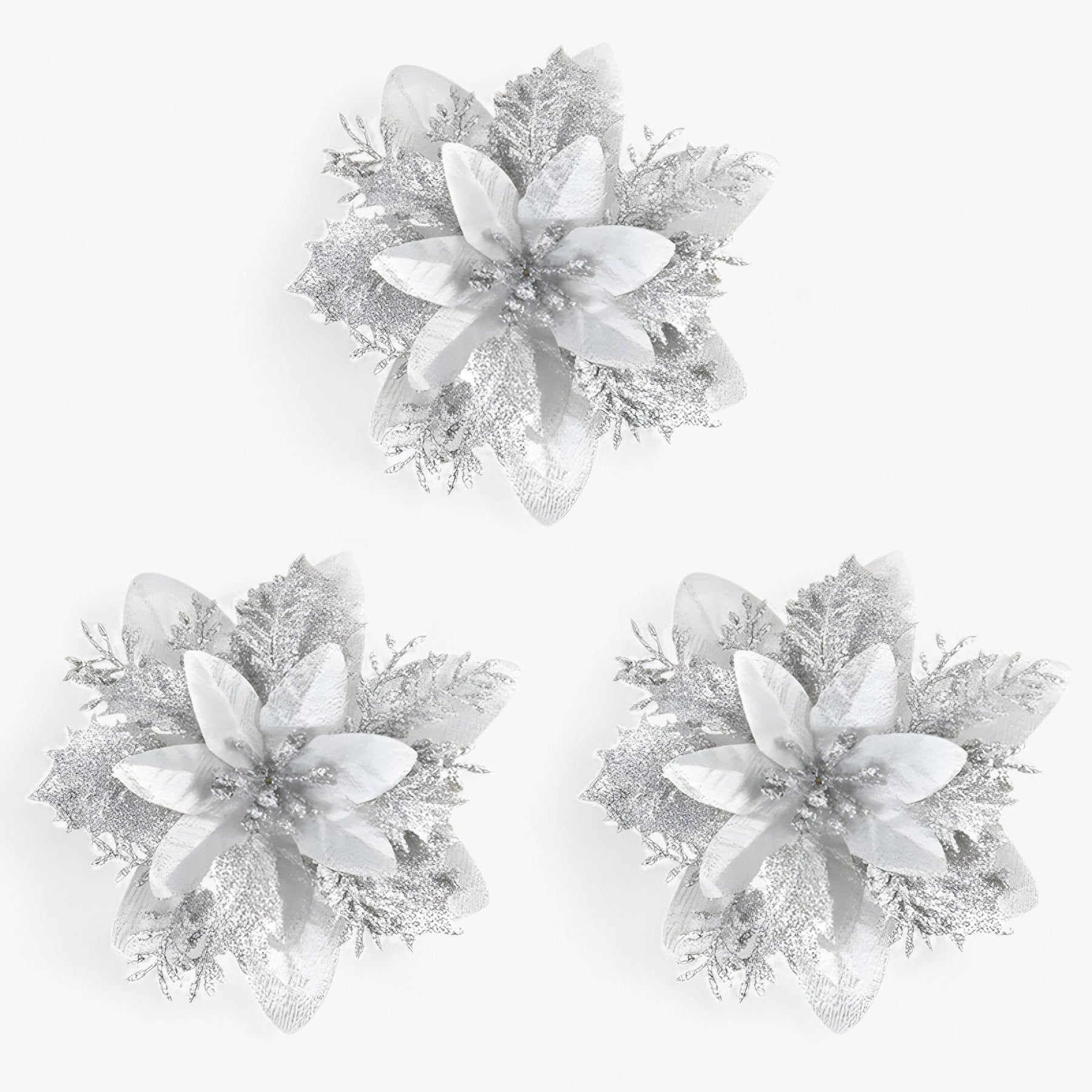 home & garden : Émilie | Glinsterende kerstbloemen - Geef je decoratie een sprankelend tintje in Zilver van Pantino
