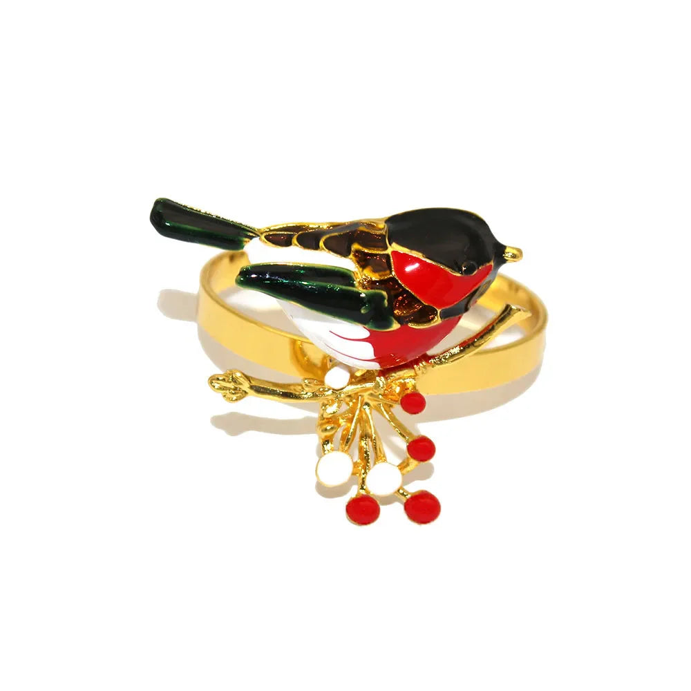 home & garden : Vakantie Elegantie | 6 Kerstservettenringen met Dennenappels - Perfect in S van Pantinoshop