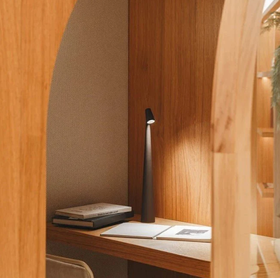 LuminaTouch | Tafellamp met aanraakbediening- €25 : LuminaTouch | Bordlampe med touchkontrol in van Pantinoshop