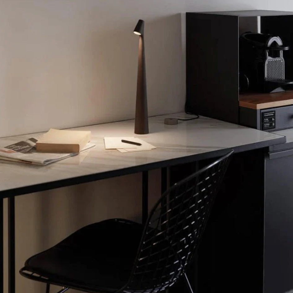 LuminaTouch | Tafellamp met aanraakbediening- €25 : LuminaTouch | Bordlampe med touchkontrol in van Pantinoshop