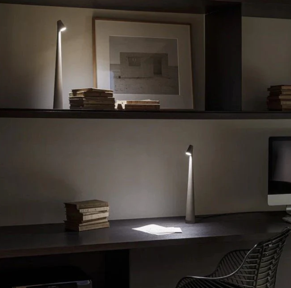 LuminaTouch | Tafellamp met aanraakbediening- €25 : LuminaTouch | Bordlampe med touchkontrol in van Pantinoshop