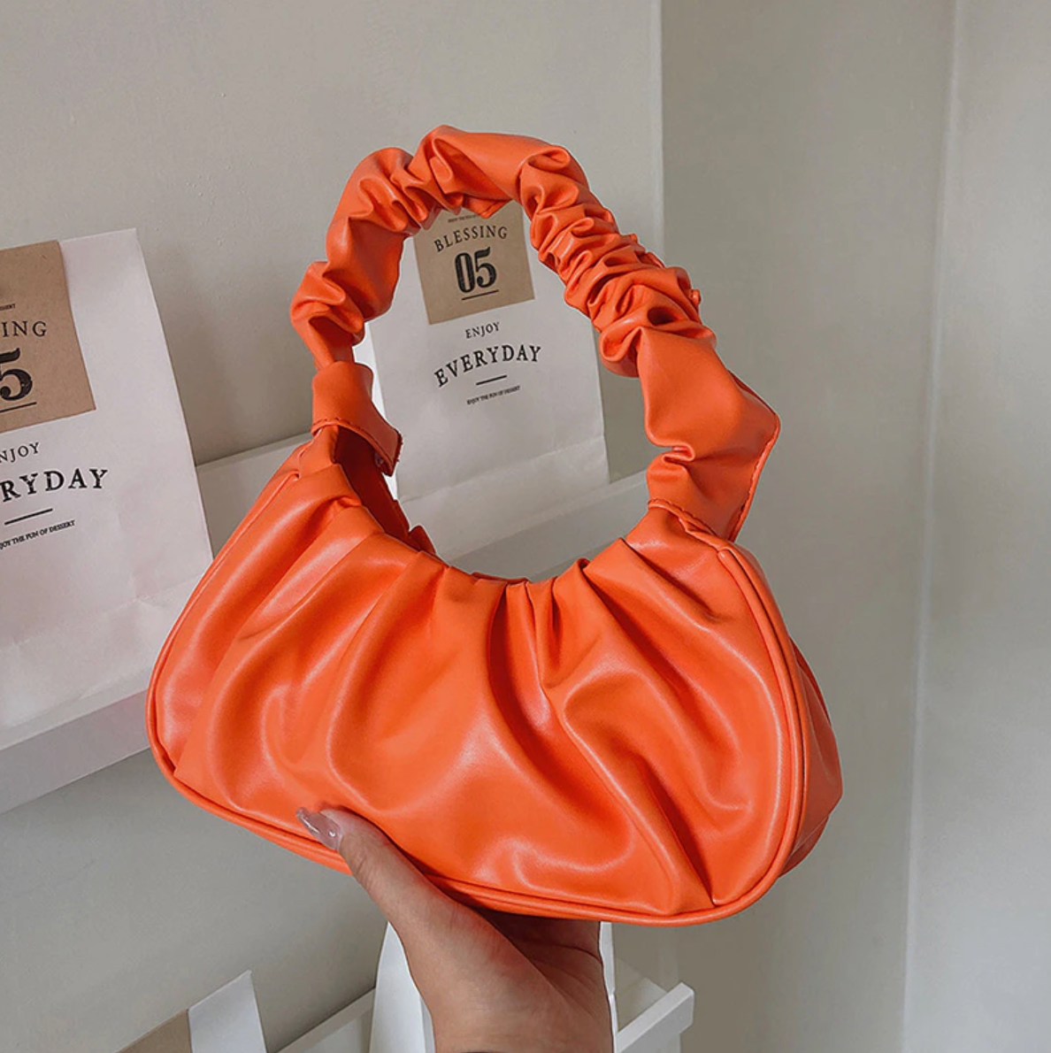 bags : Tatiana Elegante Handtas in Oranje van Pantino