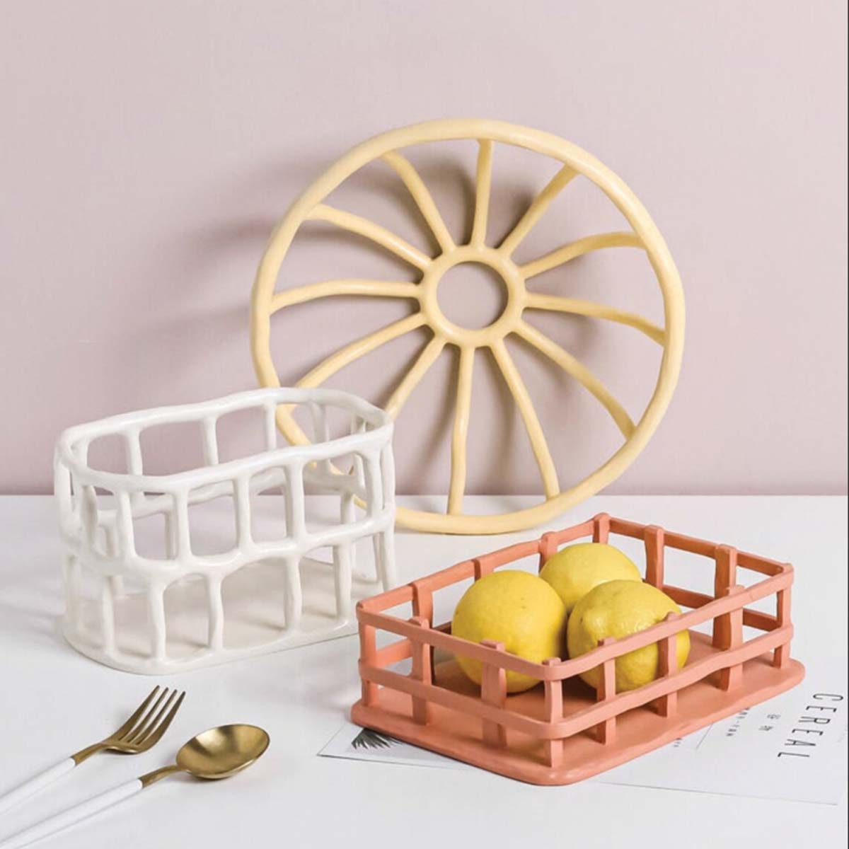 home & garden : Artistieke Resin Fruitschaal met Elegant Ontwerp in van Pantinoshop