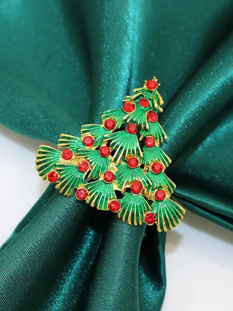 home & garden : Vakantie Elegantie | 6 Kerstservettenringen met Dennenappels - Perfect in O van Pantinoshop