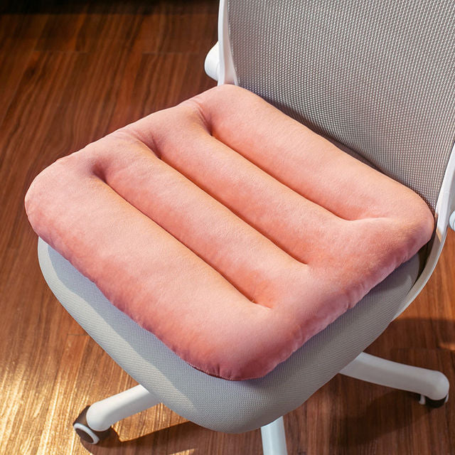 home & garden : SeatBack | Zacht kussen - ondersteuning en comfort - Geen rugpijn meer bij het zitten! in A Roze van Pantino
