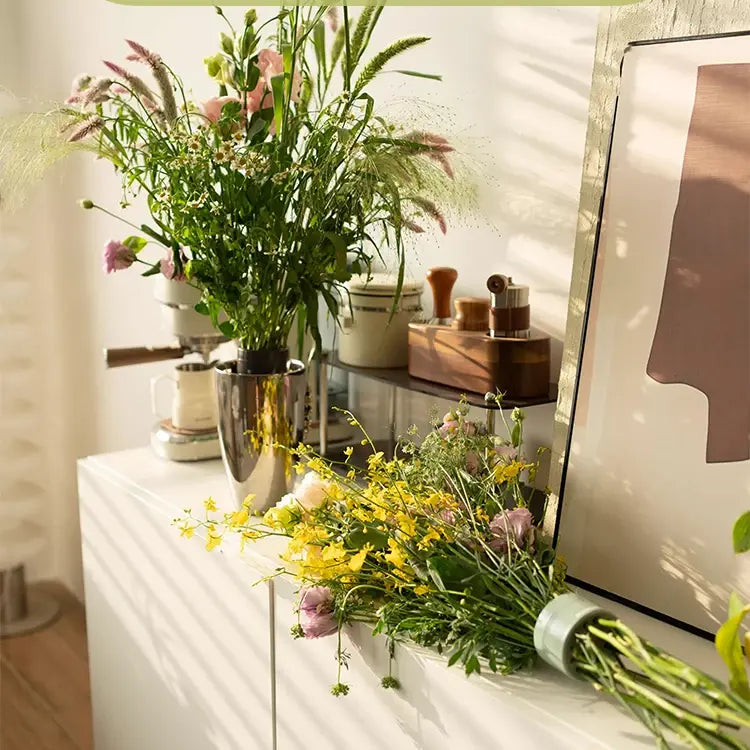 home & garden : StemHolder - Spiraalvormige steelhouder voor vaasbloem in van Pantino