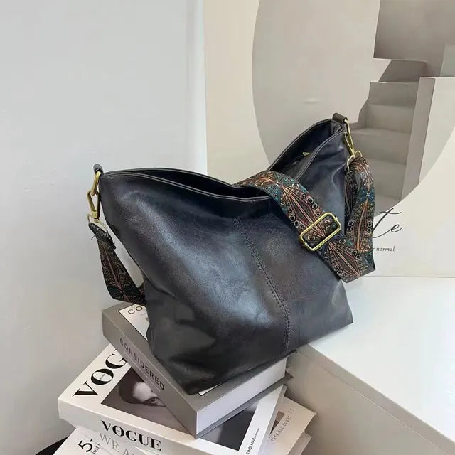 bags : KRISTI - Effen vintage schoudertas voor dames in van Pantino