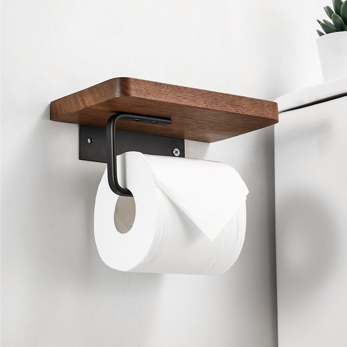 home & garden : Houten Toiletrolhouder | Hip & handig in van Pantino