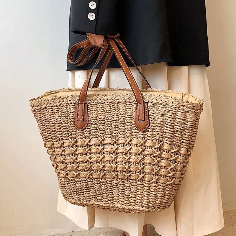 bags : KAROLIEN - Strandtas schoudermodel stro in van Pantino