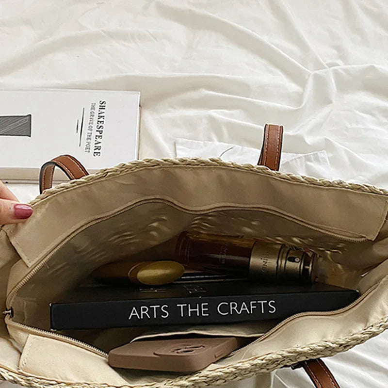 bags : KAROLIEN - Strandtas schoudermodel stro in van Pantino