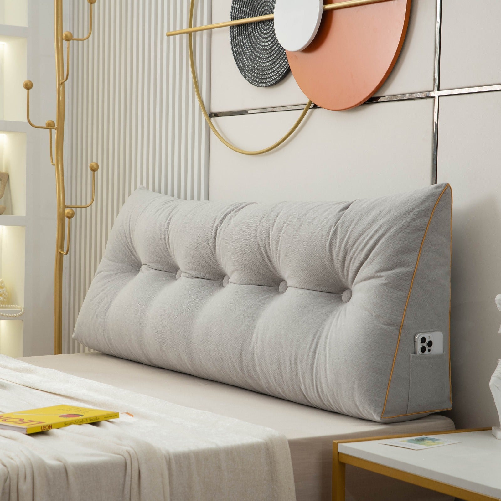 Luxe Chic™ – Ergonomisch Wigkussen voor Ultiem Comfort- €25 : Luxe Chic™ – Ergonomisch Wigkussen voor Ultiem Comfort in Grijs van Pantinoshop