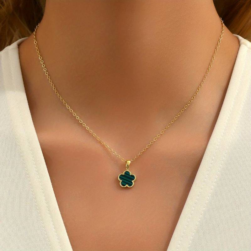 accessories : Sophia Bloemetjes Ketting | Breng geluk naar je toe! in Groen van Pantino