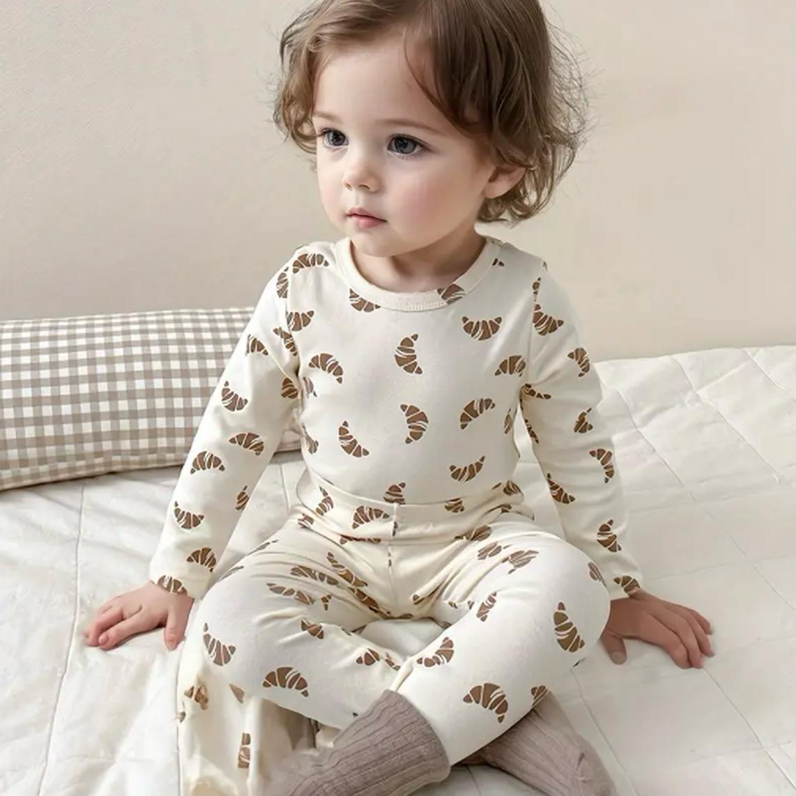 other : Schattige Croissant-Thema Pyjama Set voor Kinderen in van Pantinoshop