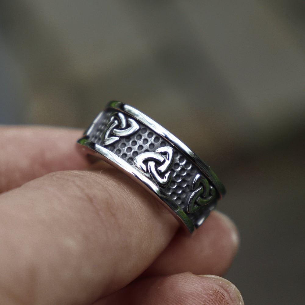 accessories : Knot Ring in van Pantino
