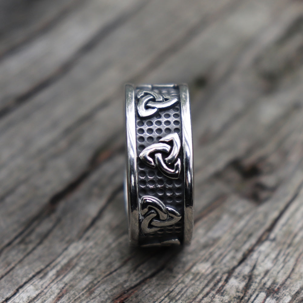 accessories : Knot Ring in van Pantino