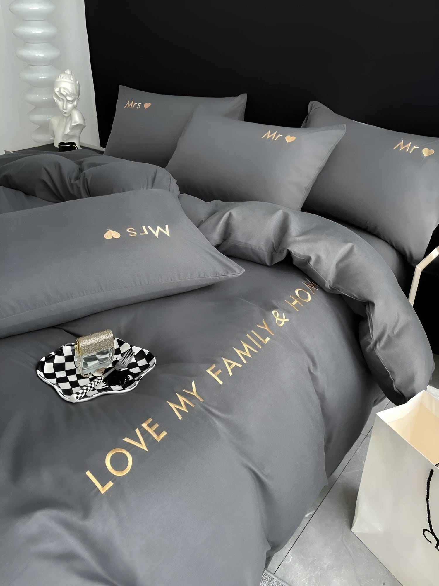 home & garden : DreamPro Beddings - Ultrazacht en Comfortabel Beddengoed in Donkergrijs van Pantino