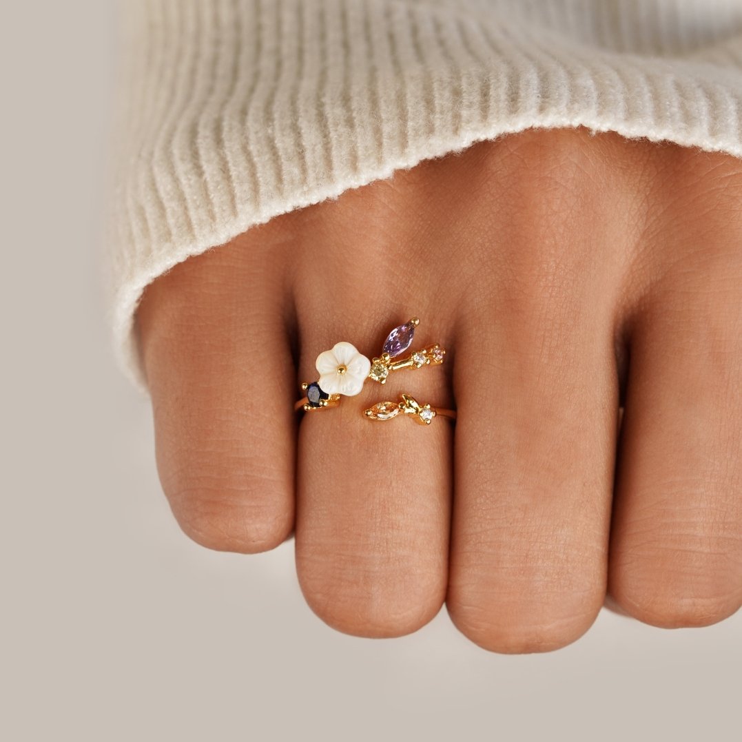 accessories : Antira Blossom Ring in van Pantino