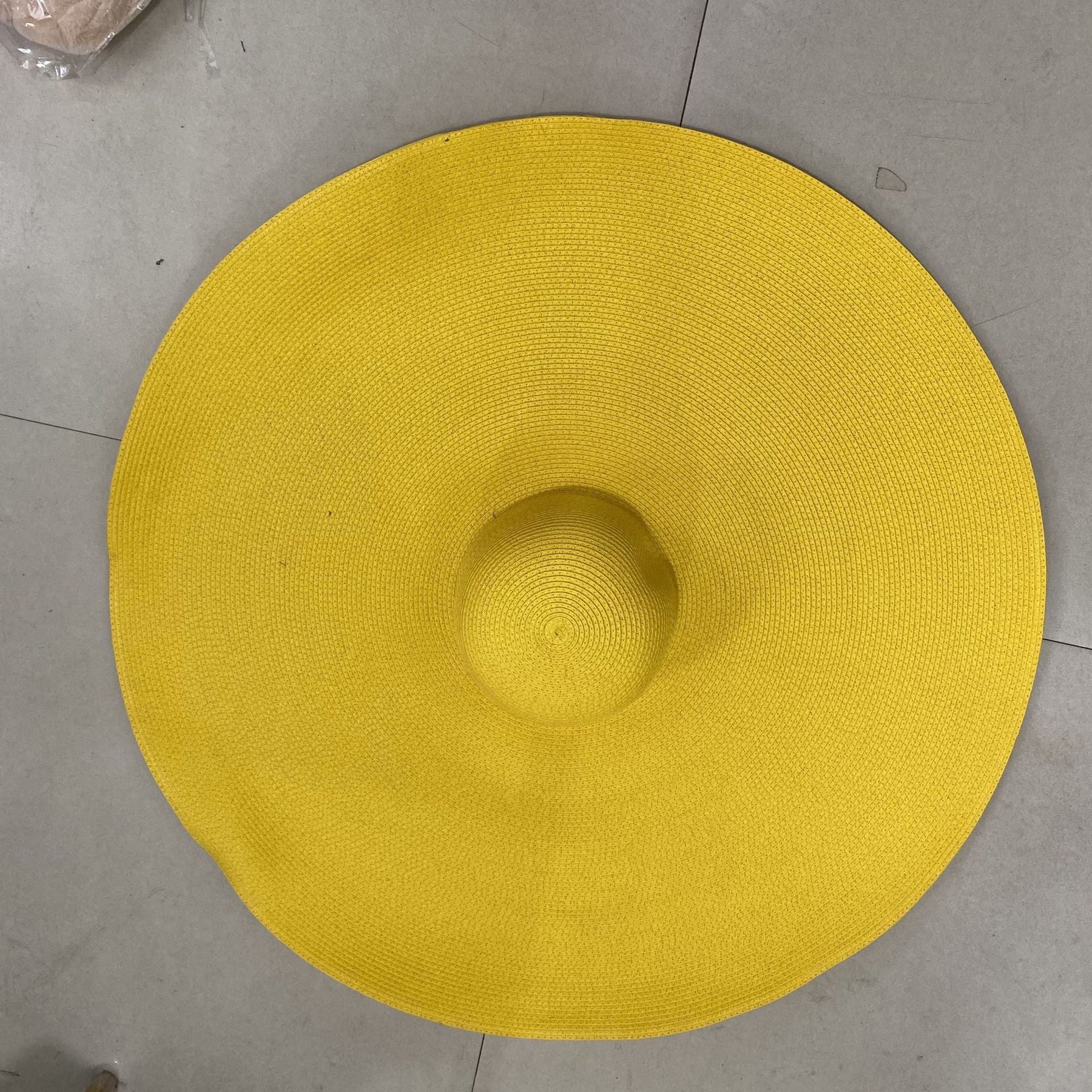 accessories : Veala | Zonnehoed in Geel One size van Pantino