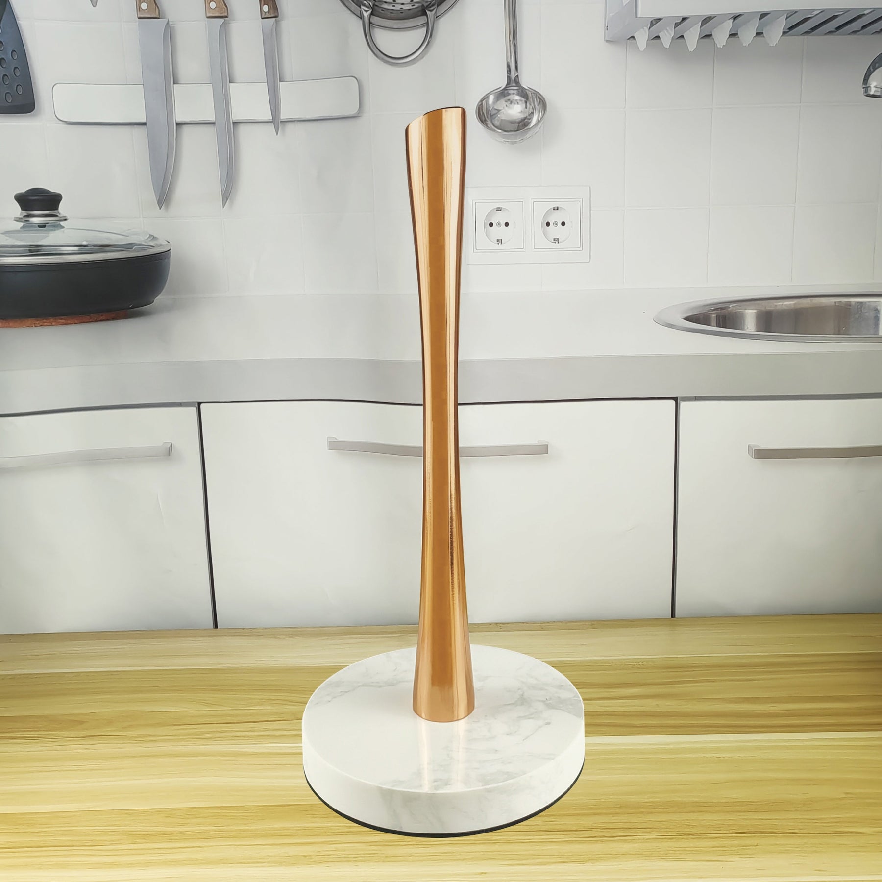 home & garden : Fien | RVS keukenrolhouder van marmer in Rose Goud van Pantino