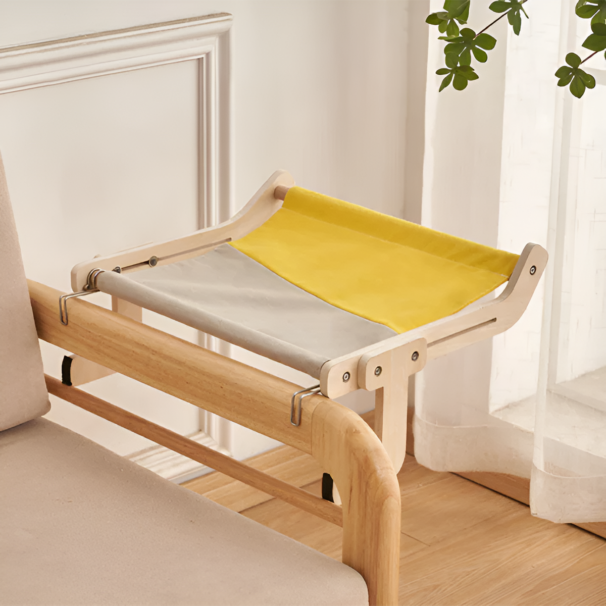 pets : PurrLounge Hammock - Elegant Houten Hangmatbed Voor Katten in Roze van Pantino