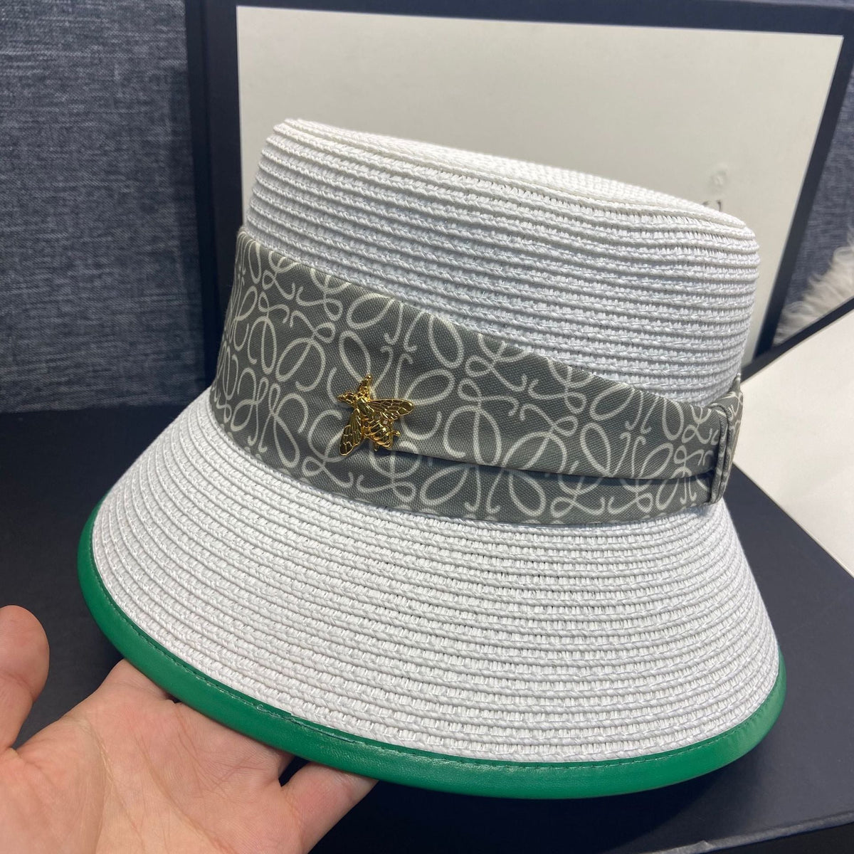 accessories : Veala | Dames Emmerhoed met Lint in Wit van Pantino