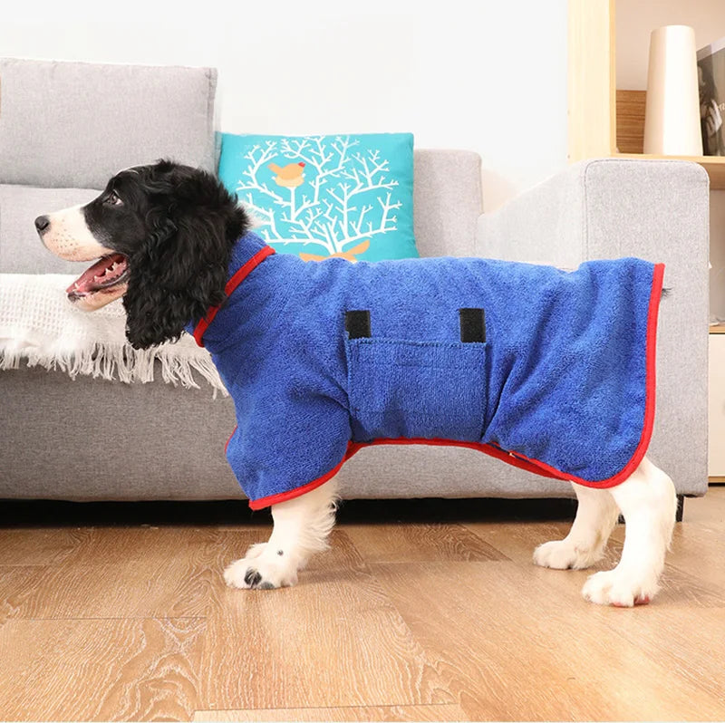 pets : HugDry™ | Honden handdoek in Blauw van Pantino