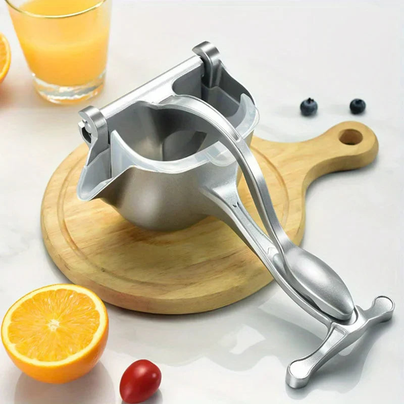 home & garden : JuSqueeze | Fruitperser | Sapextractie | Gemakkelijk verse Jus in van Pantino