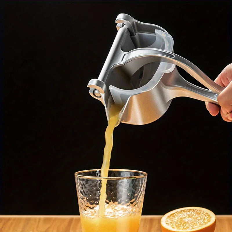 home & garden : JuSqueeze | Fruitperser | Sapextractie | Gemakkelijk verse Jus in van Pantino