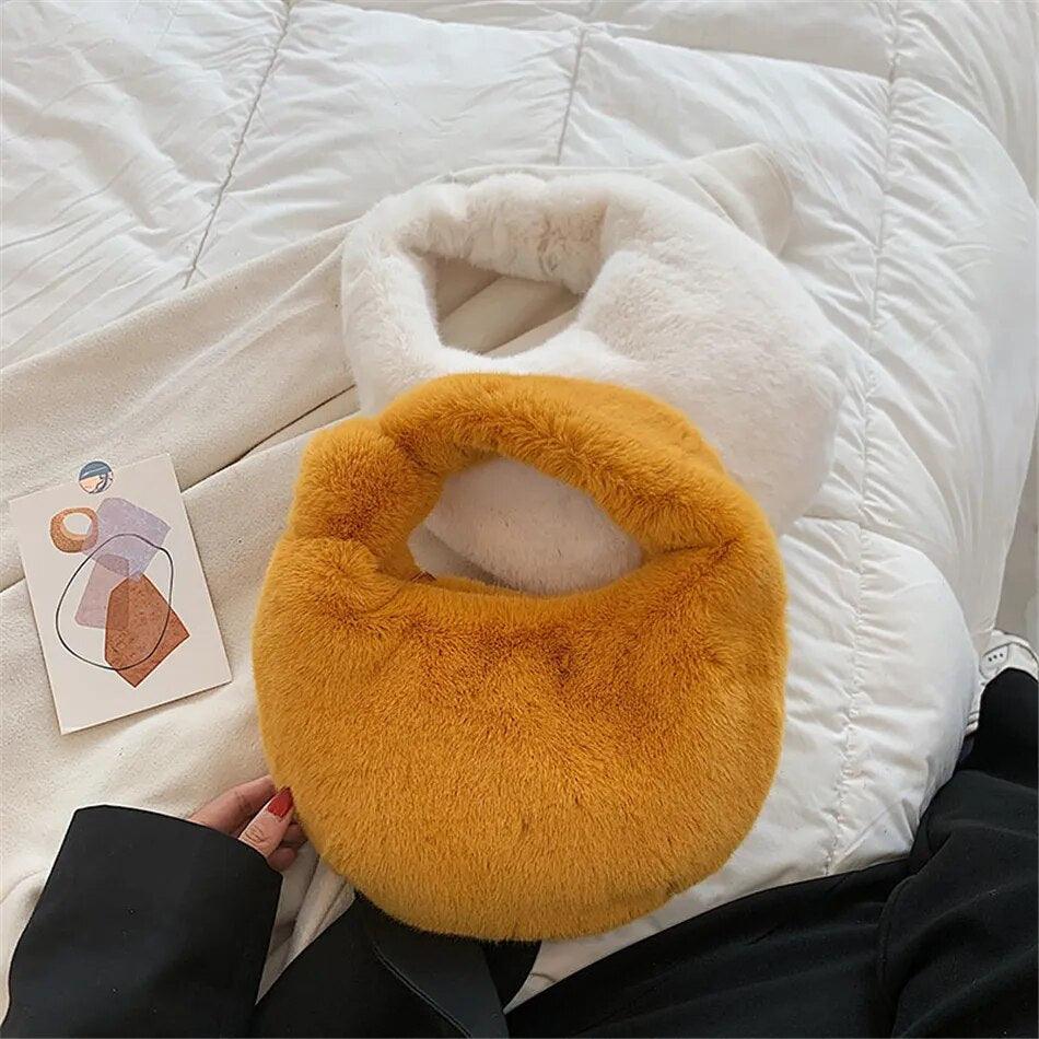 : Extra Pluche Handtas in van Pantino